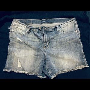 ROCK & REPUBLIC HULA SPIRIT ANIMAL DENIM CUTOFF SHORTS! NEW! Classic Rock Look!